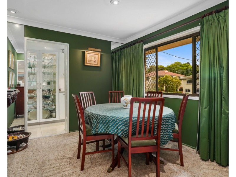 12 Gilmour Street, Chermside West QLD 4032