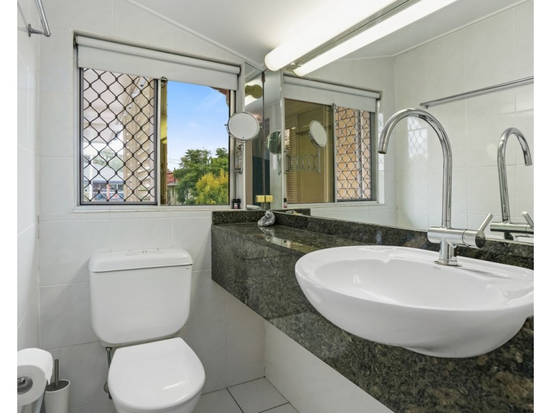 12 Gilmour Street, Chermside West QLD 4032