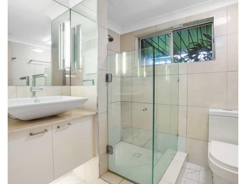 12 Gilmour Street, Chermside West QLD 4032