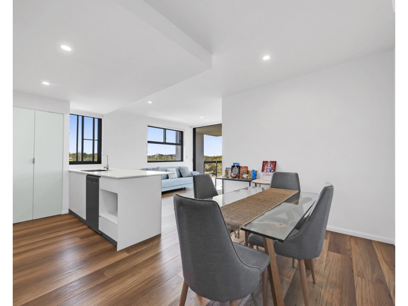 602/10 Curwen Terrace, Chermside QLD 4032