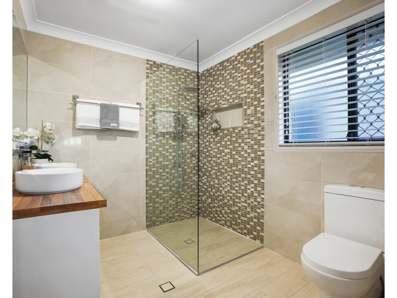 15 McKenzie Avenue, Narangba QLD 4504