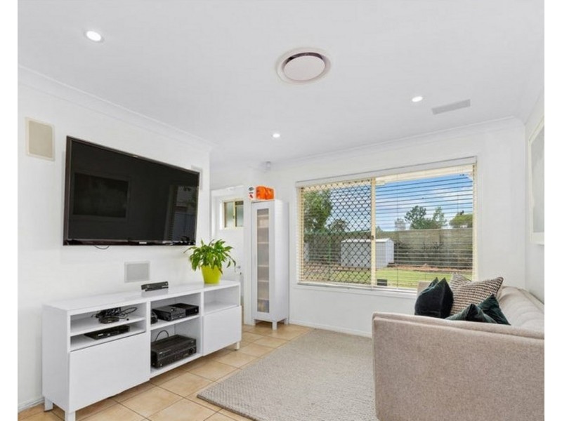 49 Balcara Avenue, Carseldine QLD 4034