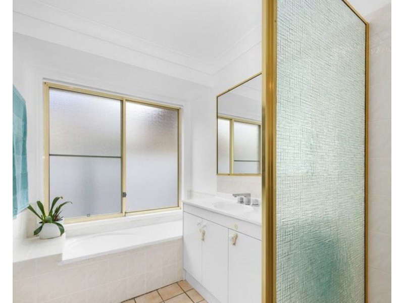 49 Balcara Avenue, Carseldine QLD 4034