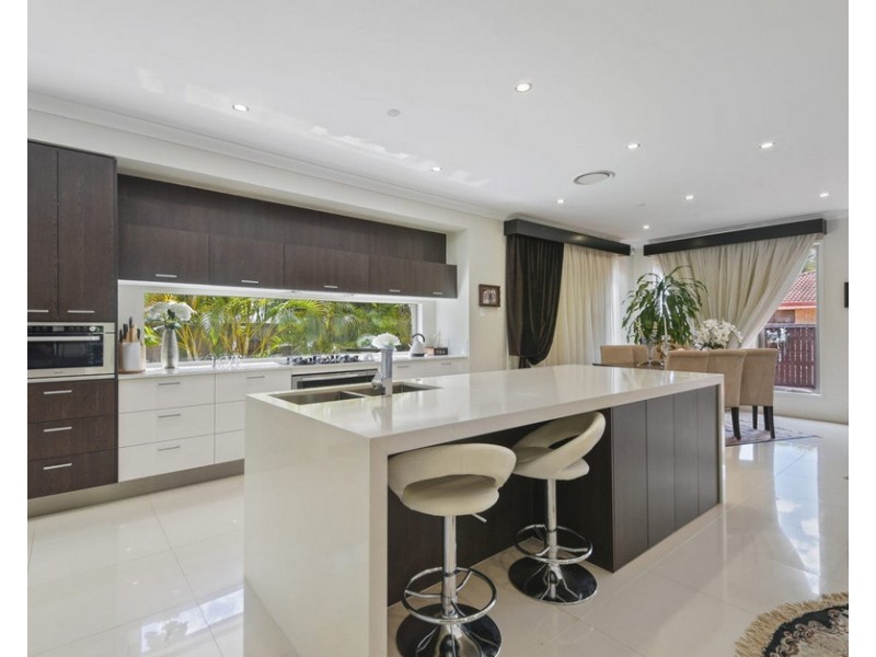 30 De Luchi Street, Carseldine QLD 4034