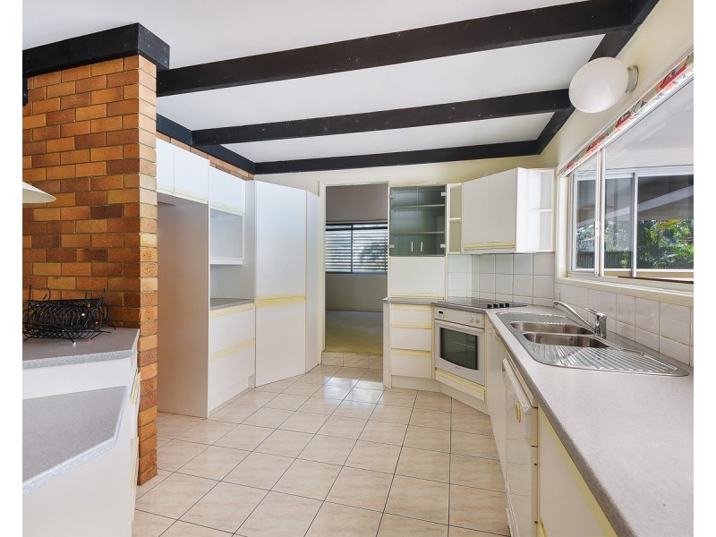 108 Ridley Road, Bridgeman Downs QLD 4035