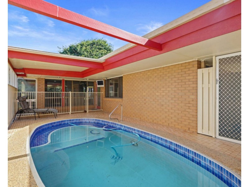 27 McCallum Street, Carseldine QLD 4034