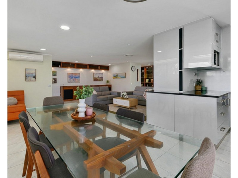 27 McCallum Street, Carseldine QLD 4034