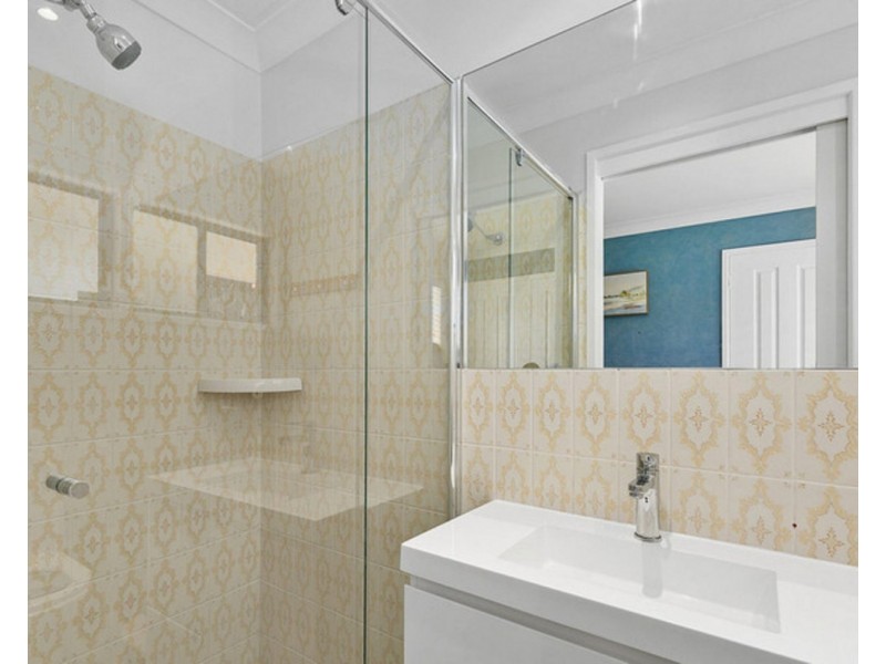 27 McCallum Street, Carseldine QLD 4034