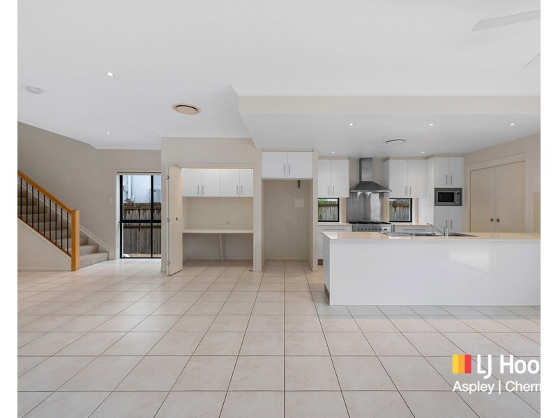 123 White Street, Wavell Heights QLD 4012