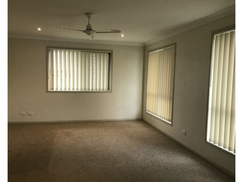 54 Michael Avenue, Morayfield QLD 4506