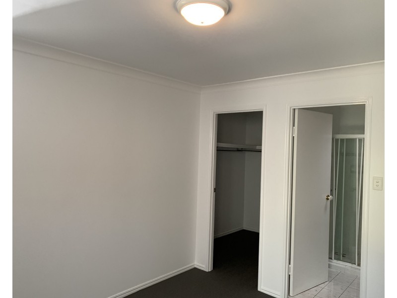 27 St Lawrence Street, Wavell Heights QLD 4012