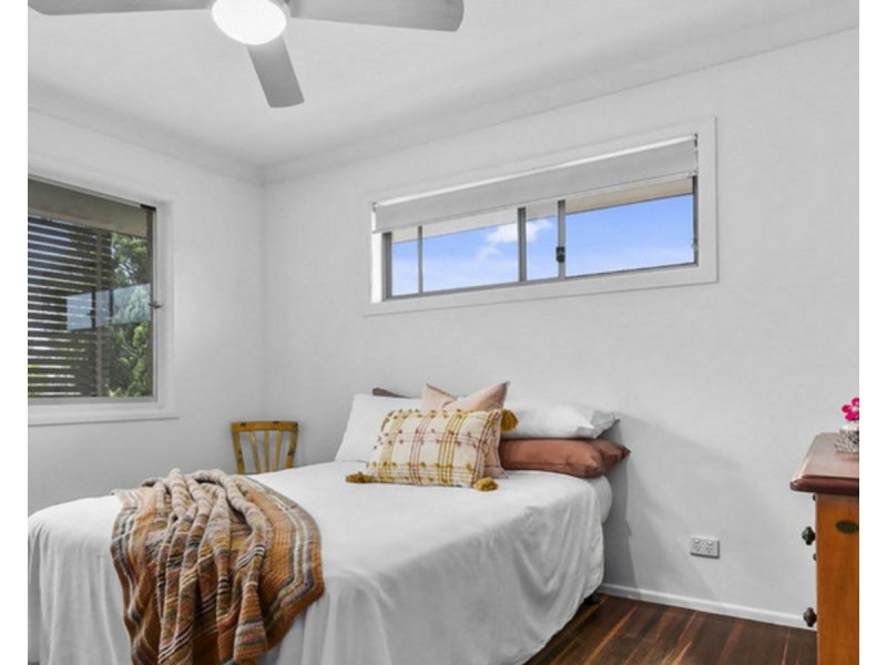 5 Wyman Street, Stafford Heights QLD 4053