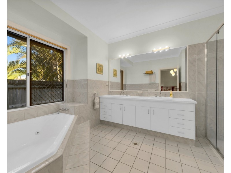 9 Bowden Street, Carseldine QLD 4034