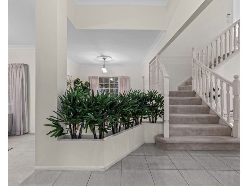 17 Butterfield Place, Chermside West QLD 4032