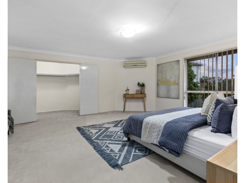 17 Butterfield Place, Chermside West QLD 4032