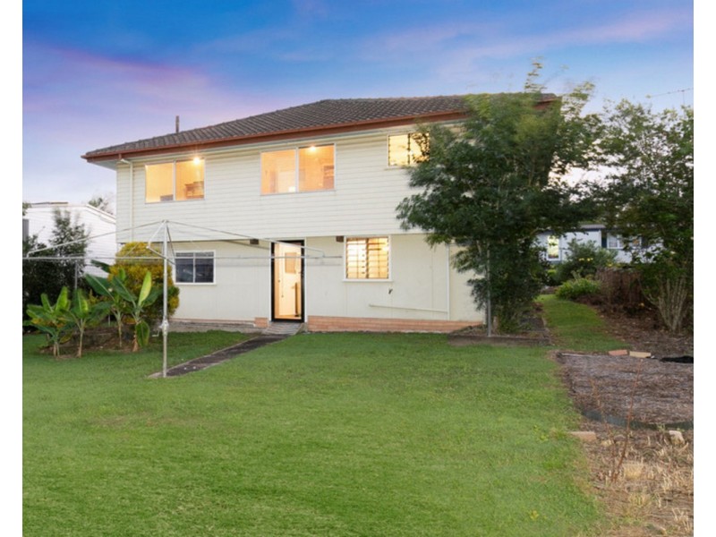 21 Backford Street, Chermside West QLD 4032