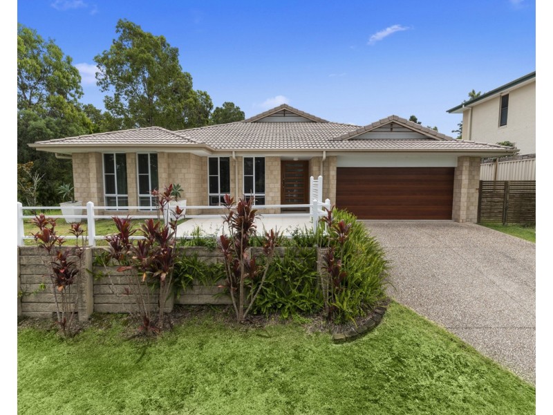 129 McGinn Road, Ferny Grove QLD 4055