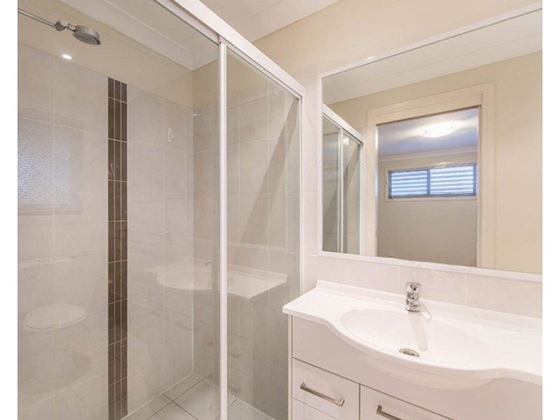 2/11 Buruda Street, Chermside QLD 4032