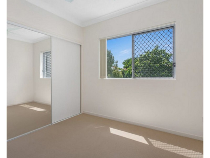 4/8 Kingsmill Street, Chermside QLD 4032