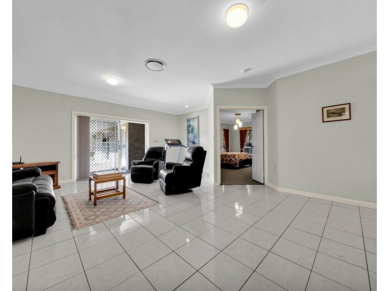 9 Bowden Street, Carseldine QLD 4034