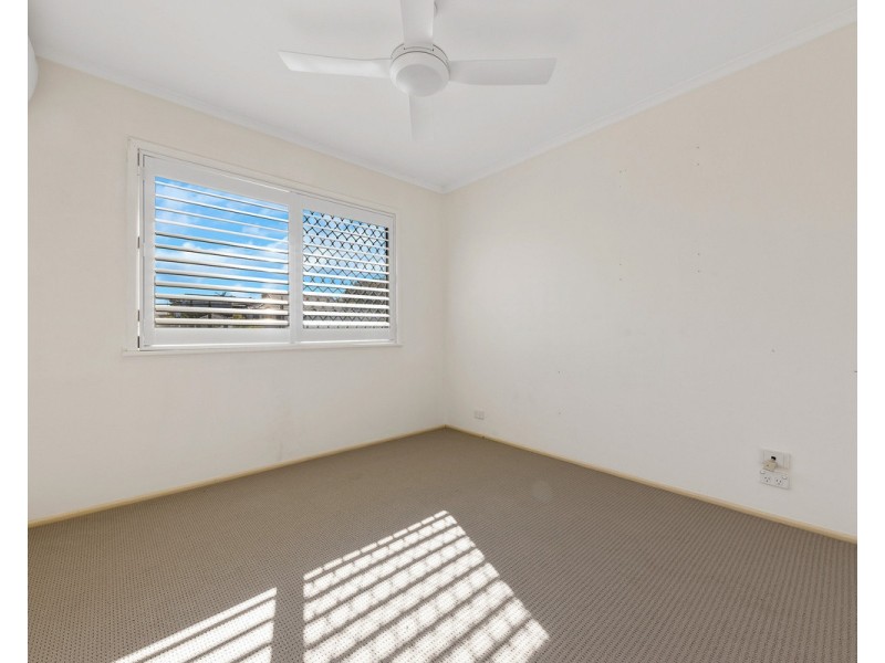 12 Flockton Street, Stafford Heights QLD 4053