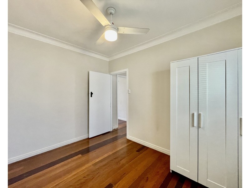 30 Latham Street, Chermside QLD 4032