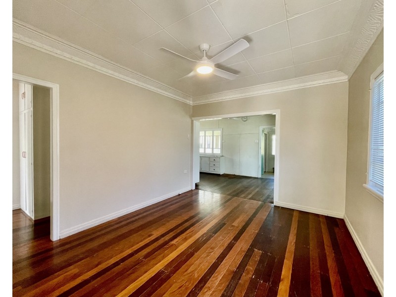 30 Latham Street, Chermside QLD 4032