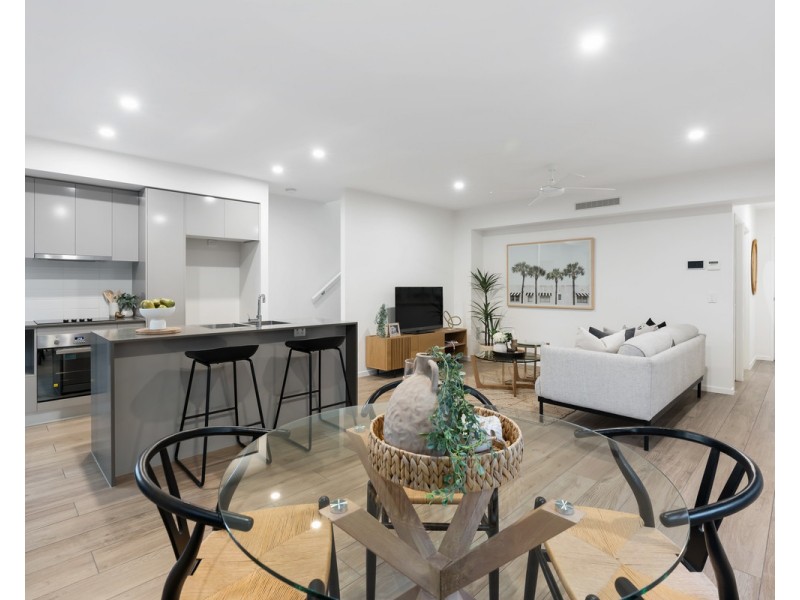 32/421 Trouts Road, Chermside West QLD 4032