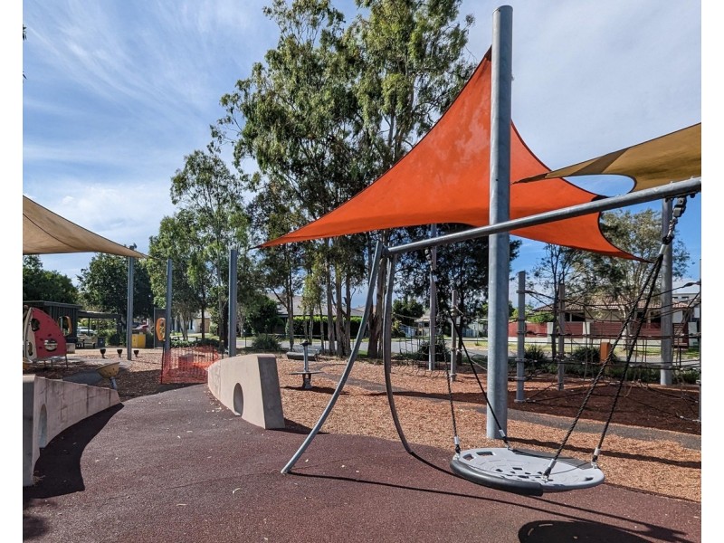 126 Silkyoak Circuit, Fitzgibbon QLD 4018