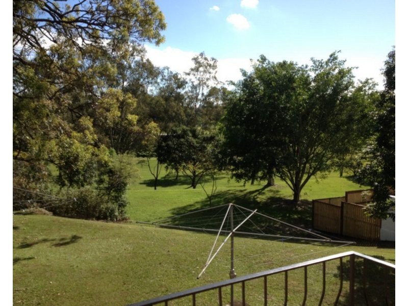 2/126 Park Road, Wooloowin QLD 4030