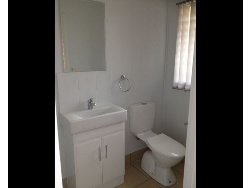 2/126 Park Road, Wooloowin QLD 4030