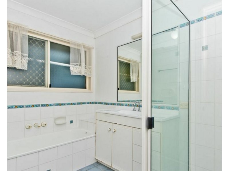81 Albany Forest Drive, Albany Creek QLD 4035