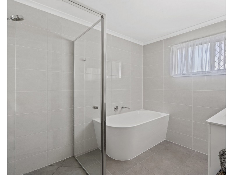 1/11 Slater Avenue, Lawnton QLD 4501