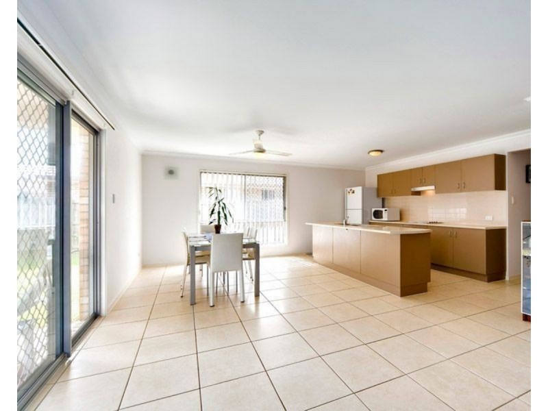 6 Yamba Close, Fitzgibbon QLD 4018