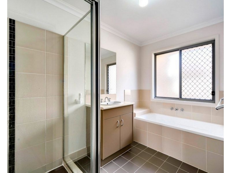 6 Yamba Close, Fitzgibbon QLD 4018