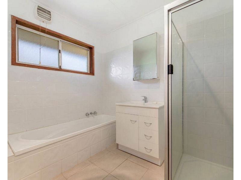 52 Beeville Road, Petrie QLD 4502