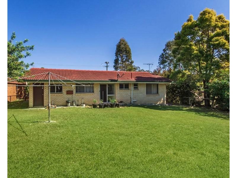 52 Beeville Road, Petrie QLD 4502