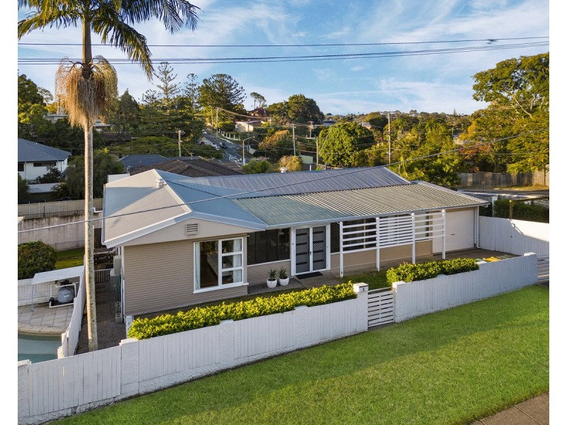 1 Ashley Road, Chermside West QLD 4032