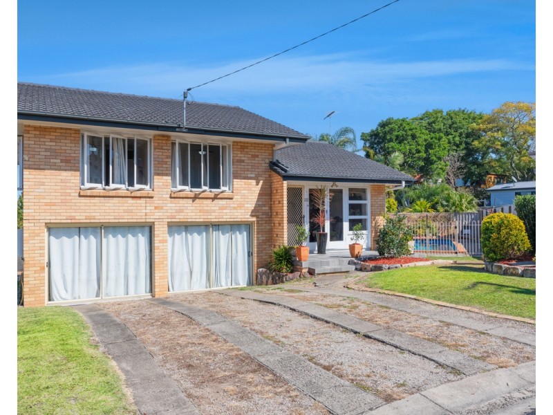 22 Decker Street, Chermside West QLD 4032
