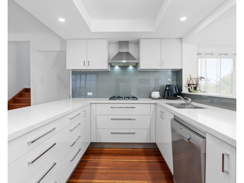 22 Decker Street, Chermside West QLD 4032