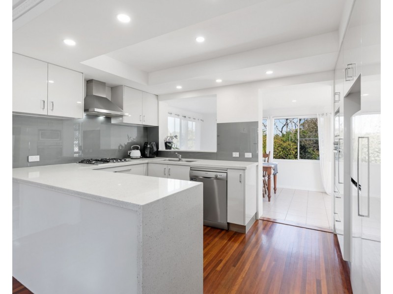 22 Decker Street, Chermside West QLD 4032