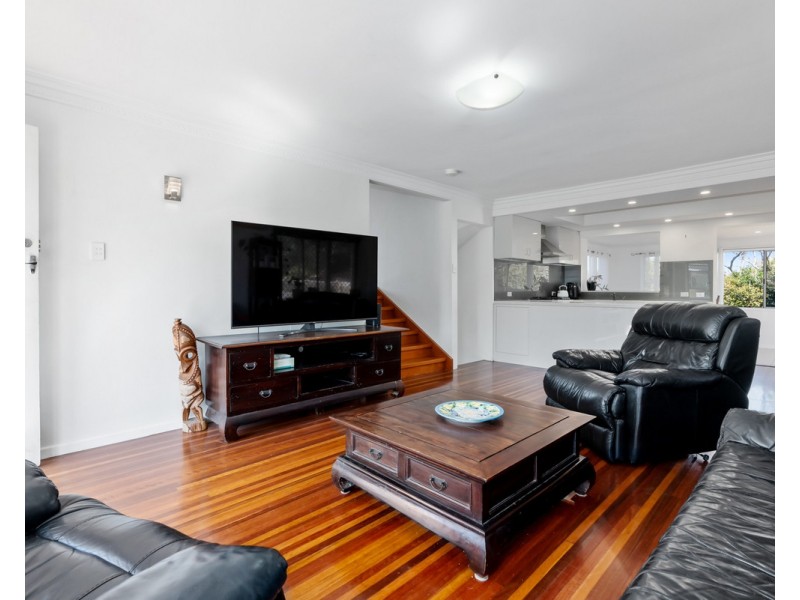 22 Decker Street, Chermside West QLD 4032