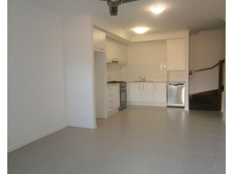 20 Ningaloo Lane, Fitzgibbon QLD 4018