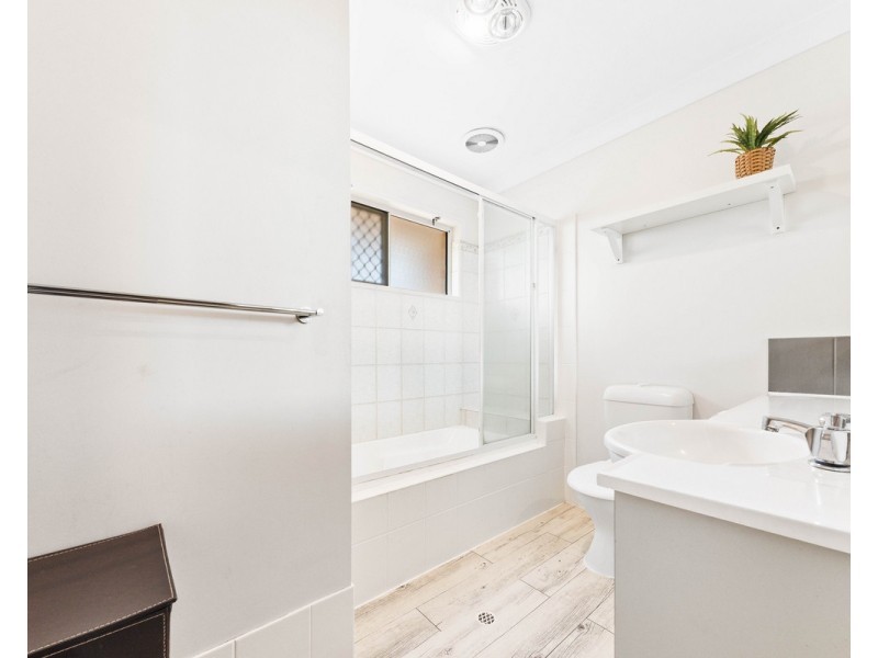 18/150 Albany Creek Road, Aspley QLD 4034
