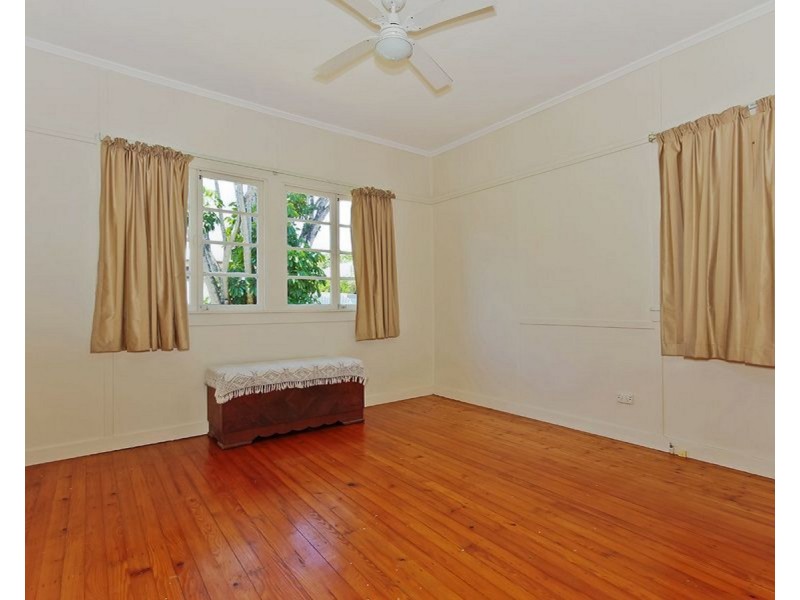 67 Crowley Street, Zillmere QLD 4034