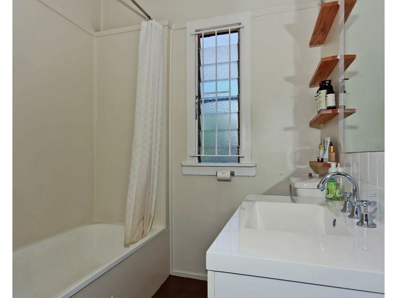 67 Crowley Street, Zillmere QLD 4034