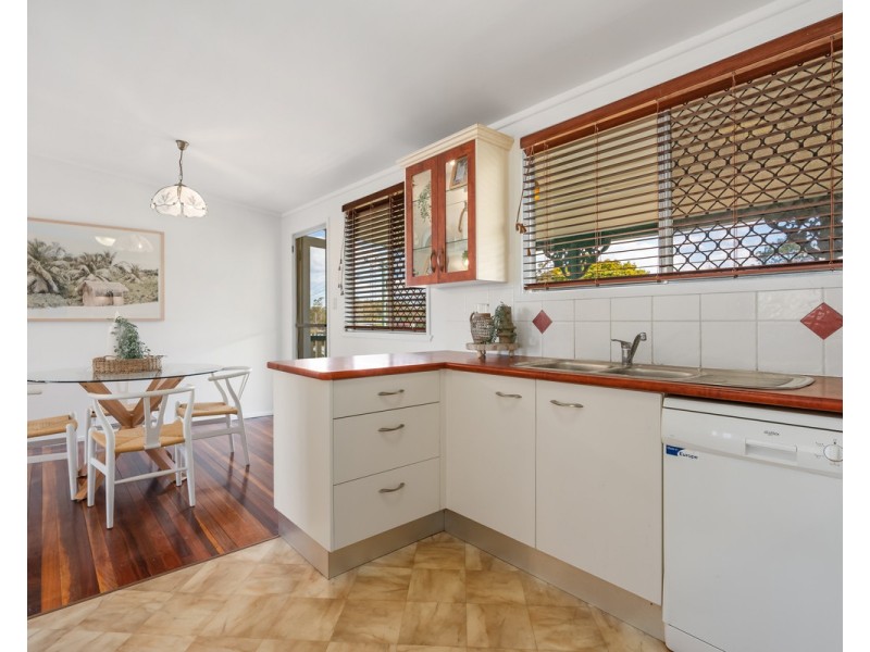 27 Backford Street, Chermside West QLD 4032