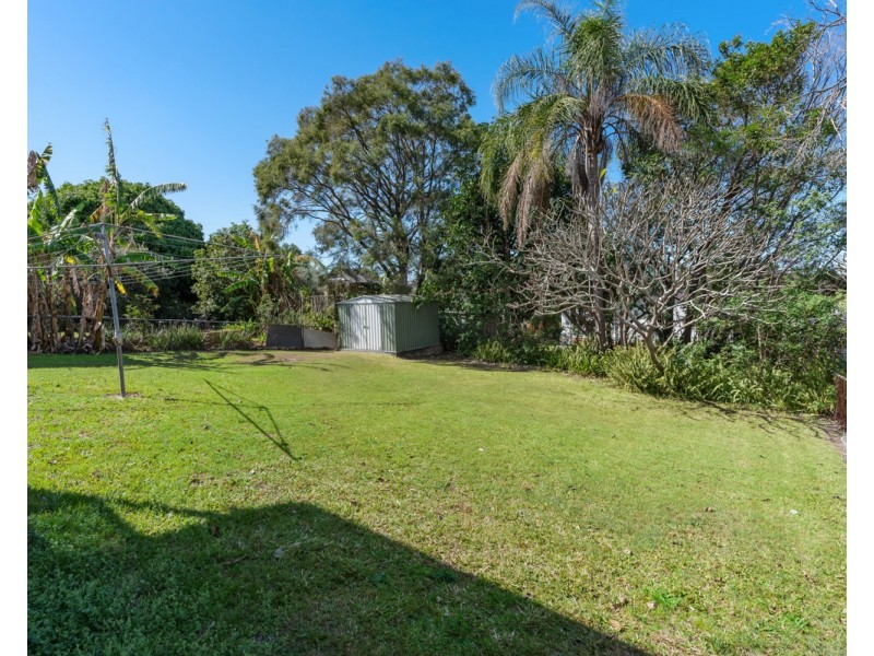 27 Backford Street, Chermside West QLD 4032
