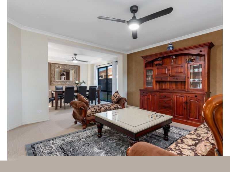 8 Meridian Place, Bald Hills QLD 4036