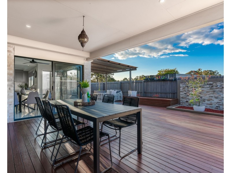 8 Meridian Place, Bald Hills QLD 4036